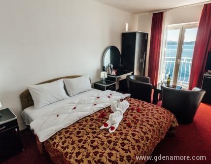 Hotel Azzurro, , alojamiento privado en Herceg Novi, Montenegro